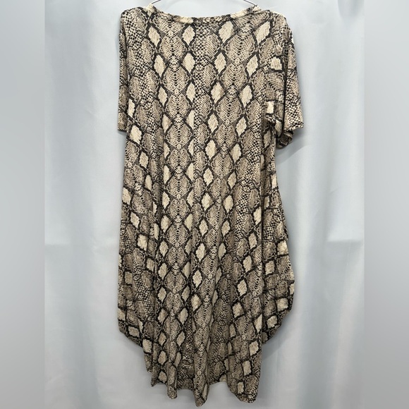 Snake Print High-Low Dress With Pockets - Picture 2 of 5